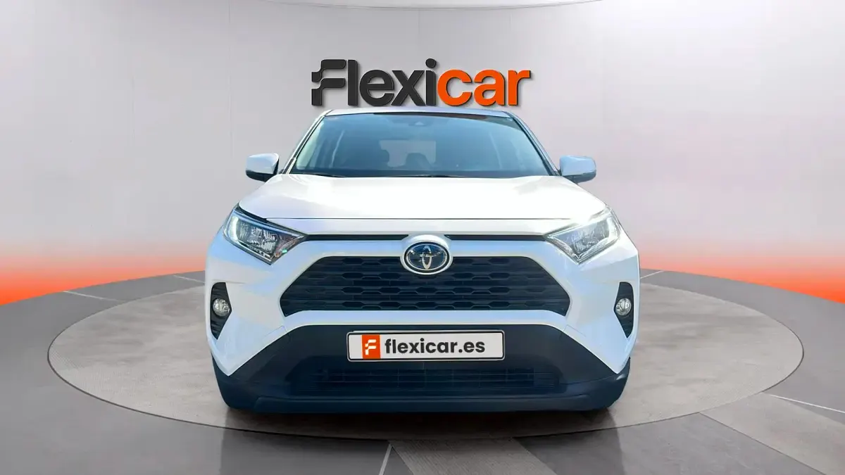 Usado Toyota RAV4 Hybrid Business Edition 218 CV (160 kW) 2019 Blanco SUV