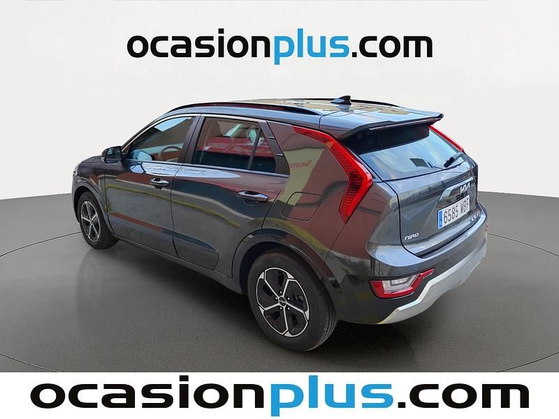Usado Kia Niro 141 CV (103 kW) 2022 Gris SUV
