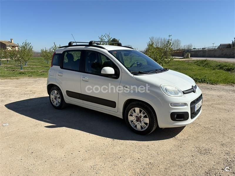 Usado Fiat Panda Lounge 69 CV (50 kW) 2017 Blanco Utilitario