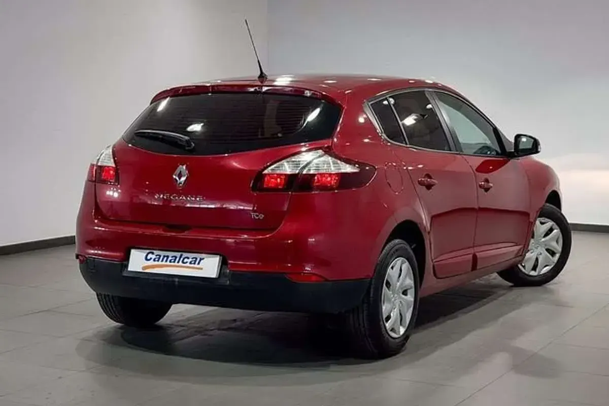 Usado Renault Mégane Intens 116 CV (85 kW) 2015 Burdeos Berlina