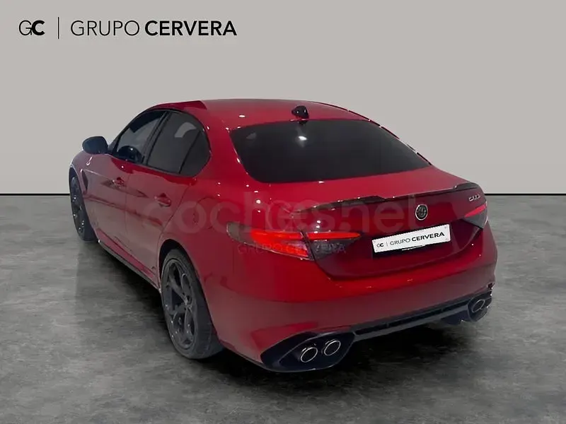 Nuevo Alfa Romeo Giulia Quadrifoglio 520 CV (382 kW) 2025 Rojo Berlina