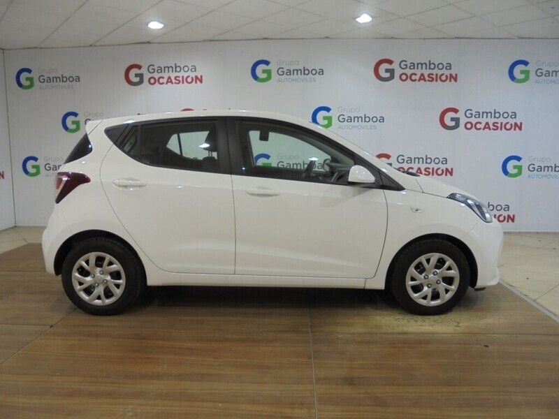 Usado Hyundai i10 66 CV (48 kW) 2019 Blanco Utilitario