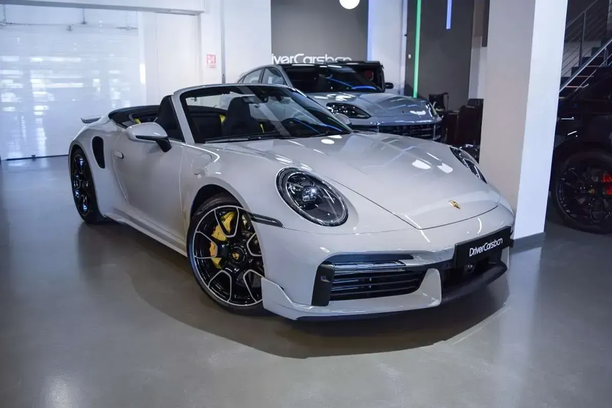 Usado Porsche 992 650 CV (478 kW) 2024 Gris Descapotable