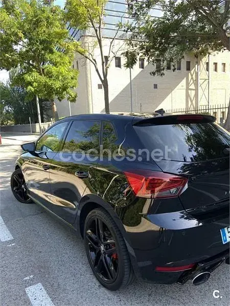 Usado Seat Ibiza FR 115 CV (84 kW) 2018 Negro Utilitario