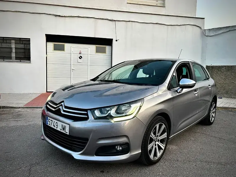 Usado Citroën C4 Feel 99 CV (72 kW) 2016 Gris / plata Berlina
