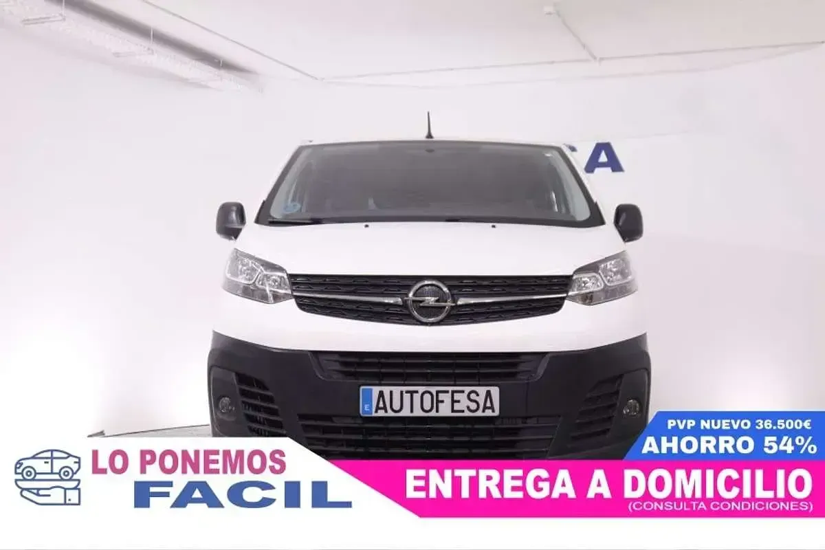 Usado Opel Vivaro 102 CV (75 kW) 2022 Blanco Monovolumen