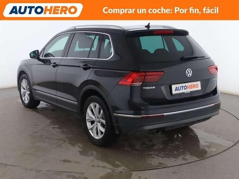 Usado VW Tiguan Sportline 150 CV (110 kW) 2017 Negro SUV