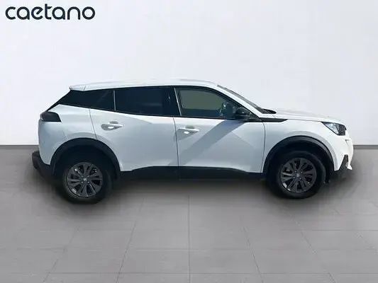 Usado Peugeot 2008 Active 110 CV (80 kW) 2022 SUV