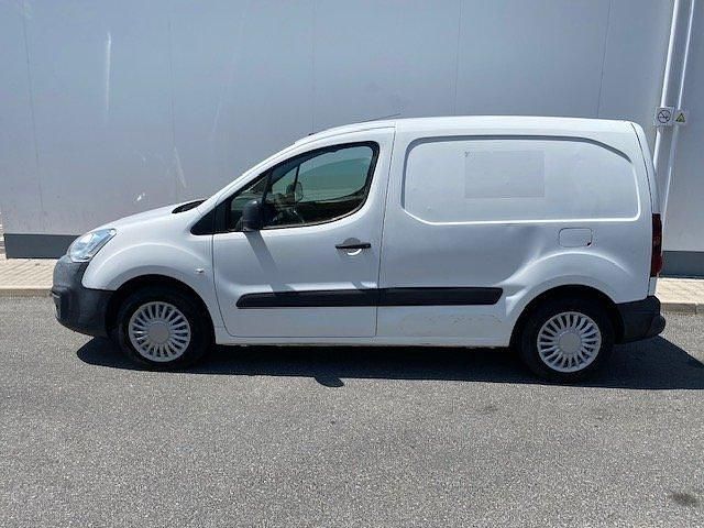 Usado Citroën Berlingo 100 CV (73 kW) 2019 Blanco Monovolumen