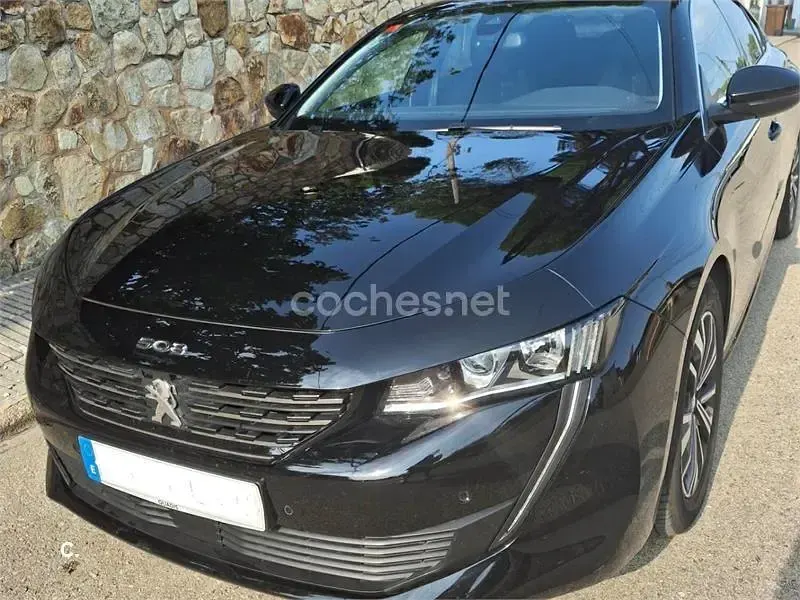 Usado Peugeot 508 Allure 130 CV (95 kW) 2021 Negro Berlina