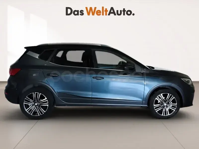 Usado Seat Arona Xperience 110 CV (80 kW) 2023 Gris SUV