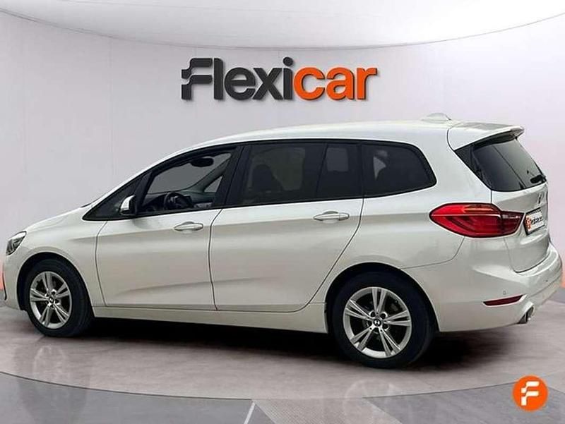 Usado BMW 216 110 CV (80 kW) 2020 Blanco Monovolumen