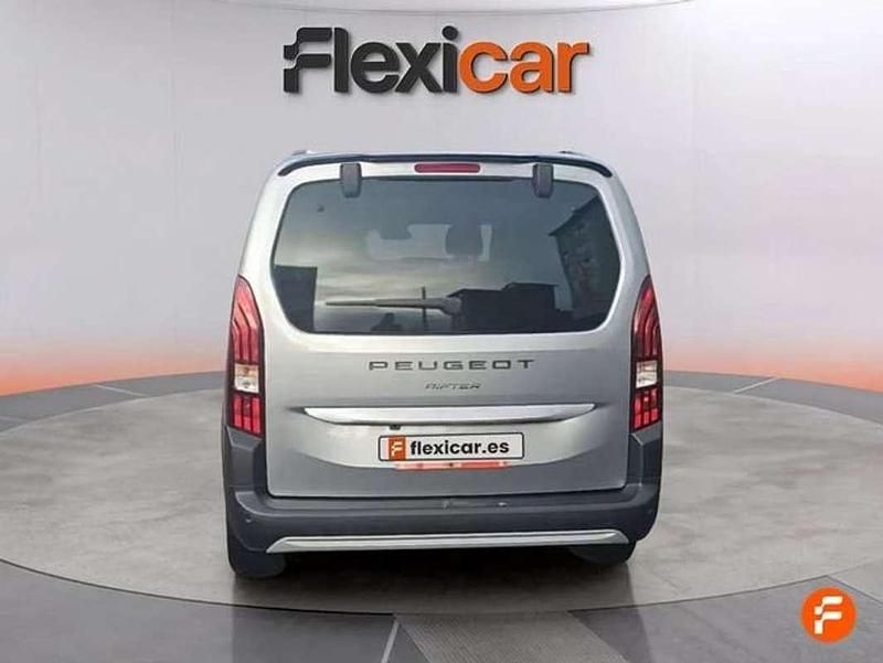 Usado Peugeot Rifter GTi 131 CV (96 kW) 2025 Gris Monovolumen