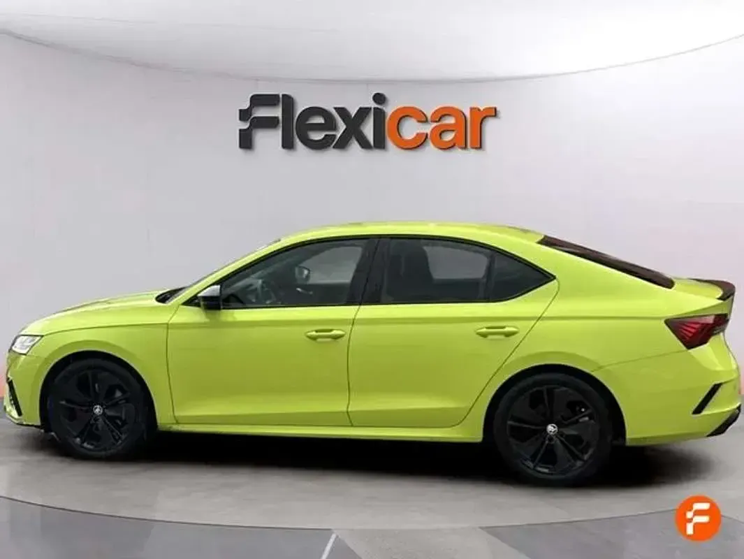 Occasion Skoda Octavia RS 200 PK (147 kW) 2020 Geel Hatchback