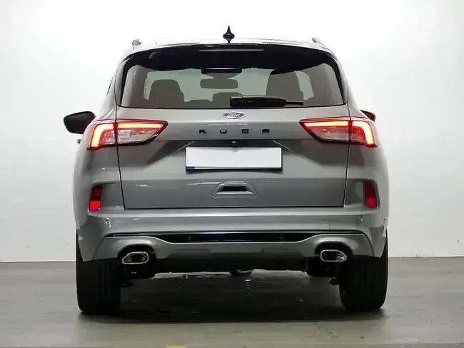 Usado Ford Kuga ST-Line X 150 CV (110 kW) 2023 Gris SUV