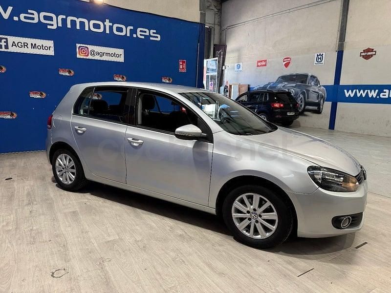 Usado VW Golf VI Advance 105 CV (77 kW) 2009 Gris / plata Utilitario