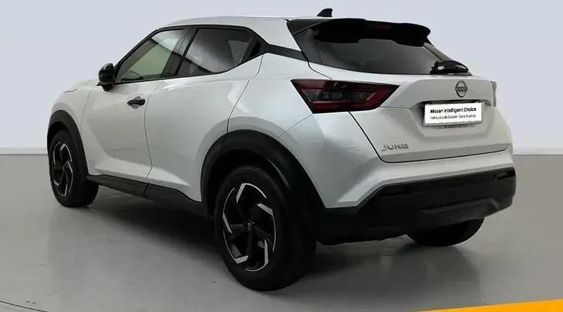 Usado Nissan Juke Acenta 114 CV (83 kW) 2024 Lunar white (metalizado) SUV