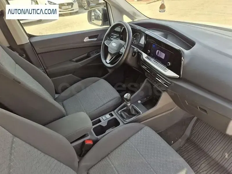 Usado Ford Grand Tourneo Connect Titanium 122 CV (89 kW) 2024 Blanco Monovolumen