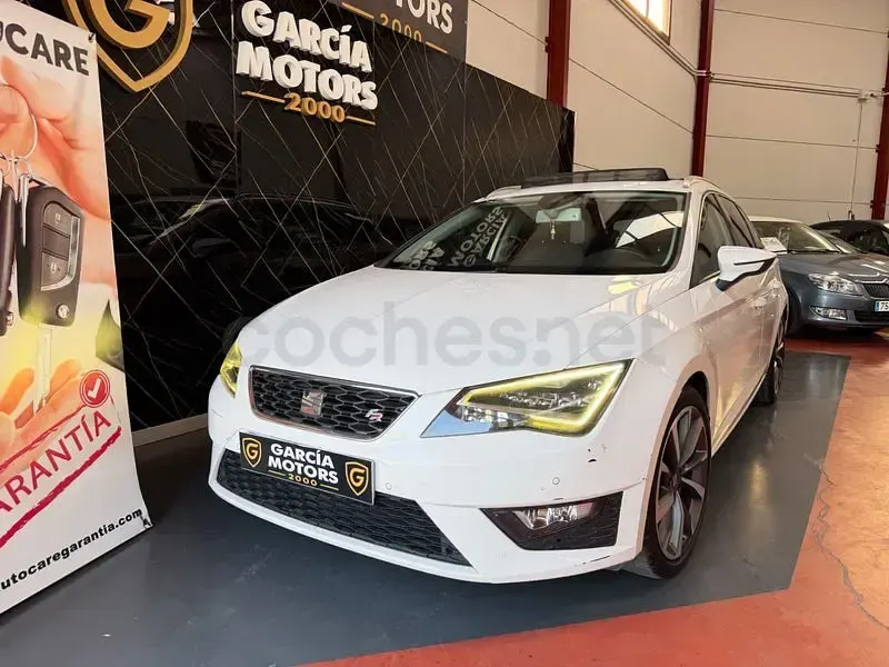 Usado Seat Leon FR 150 CV (110 kW) 2014 Blanco Berlina