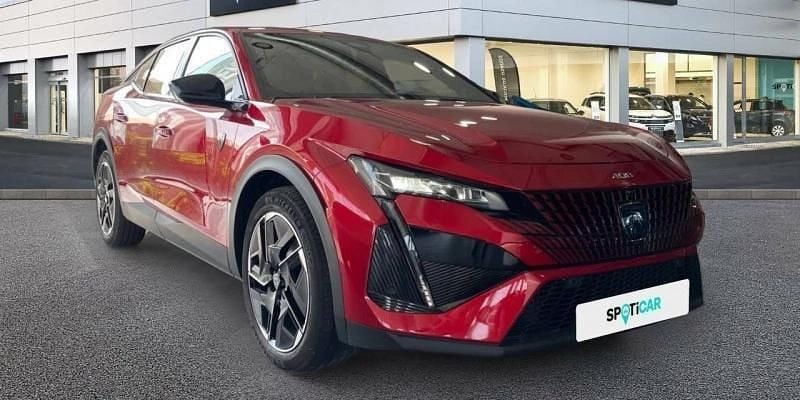 Usado Peugeot 408 GT GT 131 CV (96 kW) 2023 Rojo