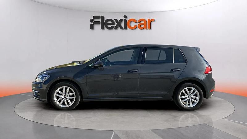 Usado VW Golf VII Advance 115 CV (84 kW) 2020 Gris Berlina