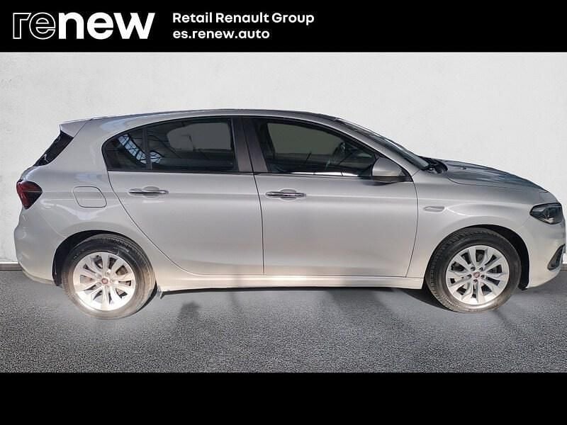 Usado Fiat Tipo Easy 95 CV (69 kW) 2017 Gris Berlina