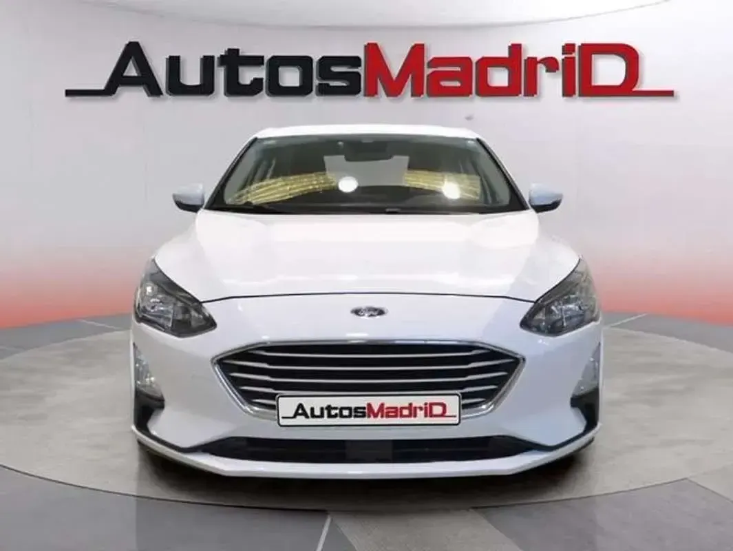 Usado Ford Focus Trend 95 CV (69 kW) 2020 Blanco Utilitario
