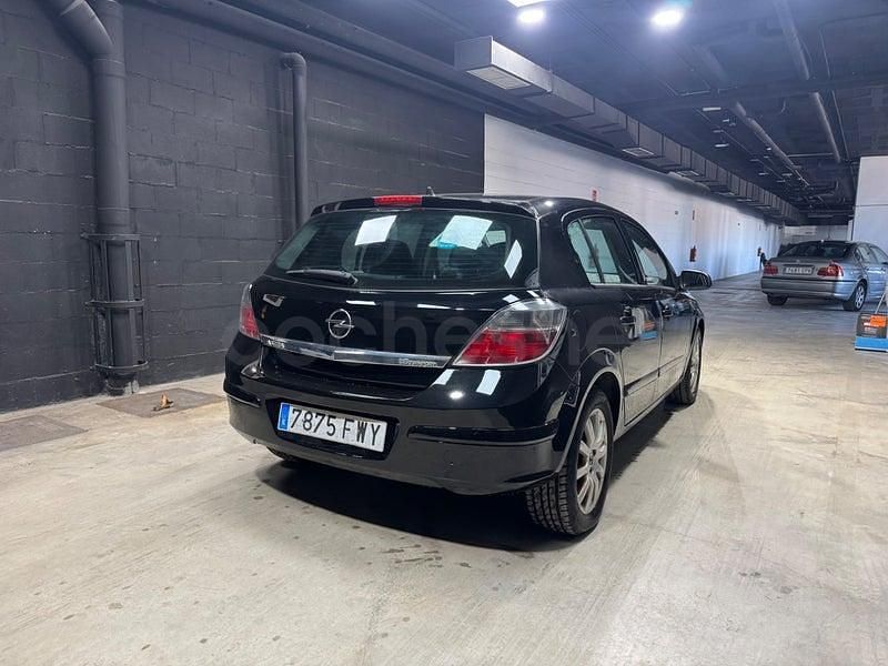 Używany Opel Astra Energy 115 KM (84 kW) 2008 Czarny Sedan/Limuzyna