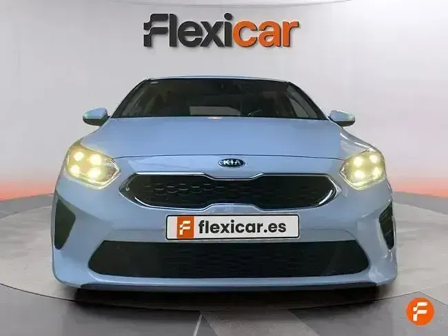 Usado Kia Ceed 120 CV (88 kW) 2020 Blanco Utilitario