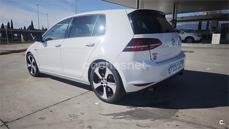 Usado VW Golf VII GTI 230 CV (169 kW) 2015 Blanco Berlina