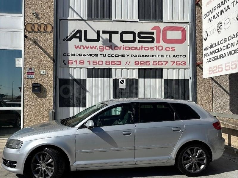 Usado Audi A3 Ambition 140 CV (102 kW) 2011 Gris / plata Utilitario