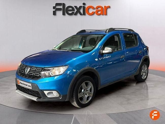 Usado Dacia Sandero Comfort 90 CV (66 kW) 2019 Azul