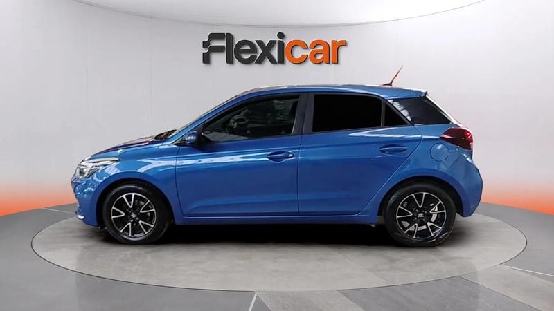 Usado Hyundai i20 75 CV (55 kW) 2019 Azul Utilitario