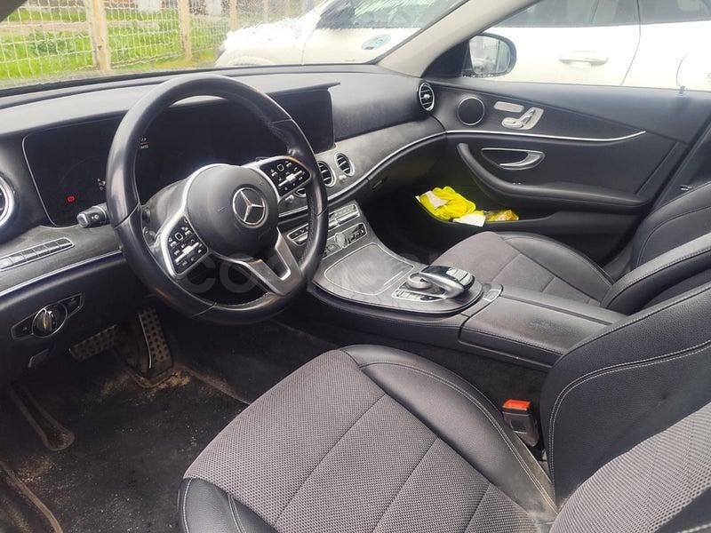 Usado Mercedes E220 194 CV (142 kW) 2021 Azul Berlina