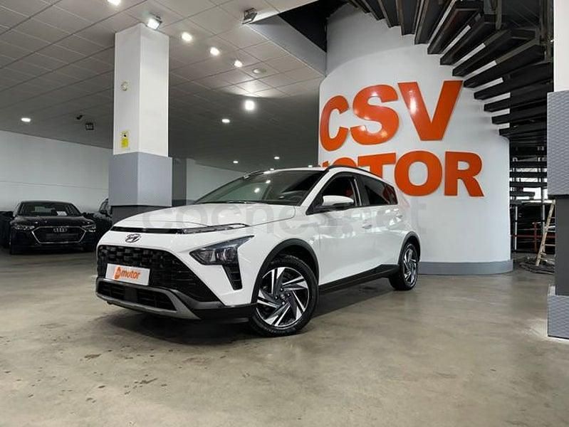 Usado Hyundai Bayon 100 CV (73 kW) 2022 Blanco SUV