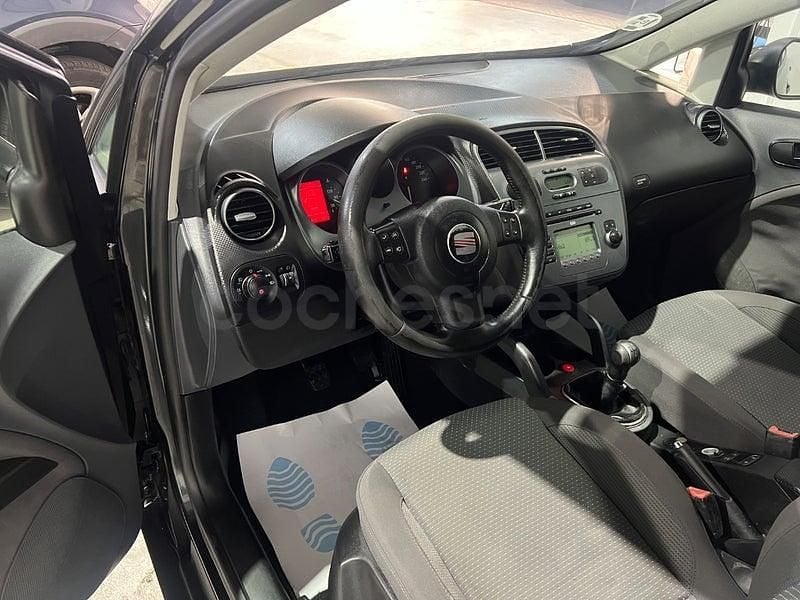 Usado Seat Altea XL Stylance 105 CV (77 kW) 2008 Negro Monovolumen