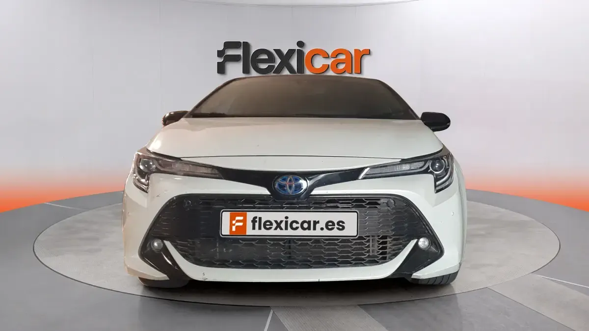 Usado Toyota Corolla Sport 180 CV (132 kW) 2019 Blanco Berlina