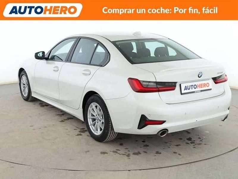 Usado BMW 320e Comfort Edition 190 CV (139 kW) 2022 Blanco Berlina