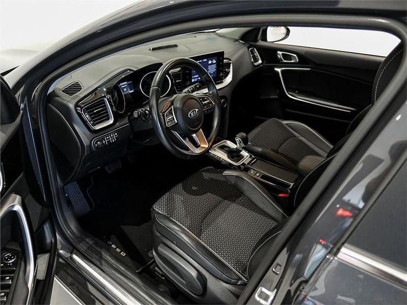 Usado Kia XCeed 141 CV (103 kW) 2021 Gris SUV