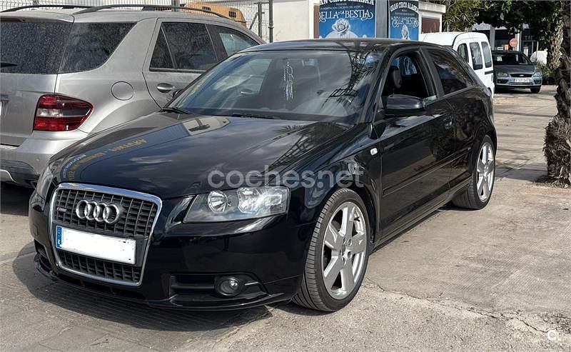 Negro Usado 2007 Audi A3 Ambition Berlina | 4750 € (Un poco caro) - Imagen 1/4