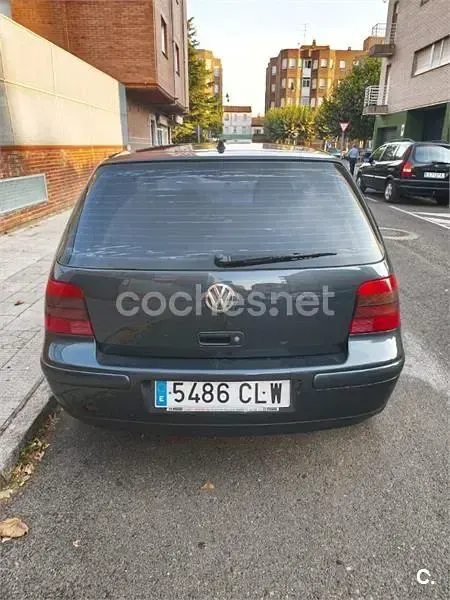 Usado VW Golf IV Advance 100 CV (73 kW) 2003 Verde Berlina