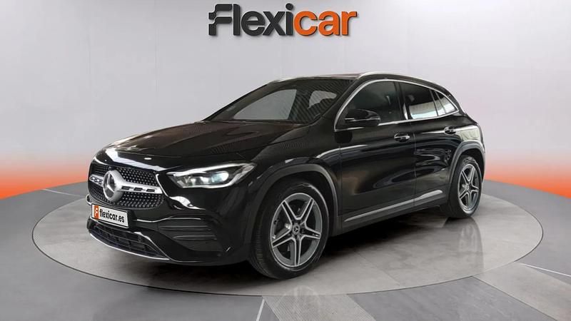 Usado Mercedes GLA200 151 CV (111 kW) 2021 Negro SUV