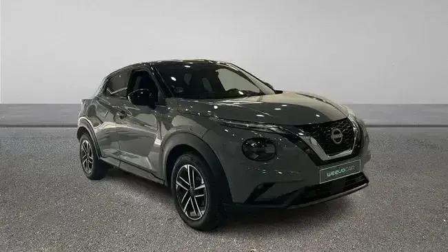 Usado Nissan Juke N-Connecta 114 CV (83 kW) 2025 Gris SUV