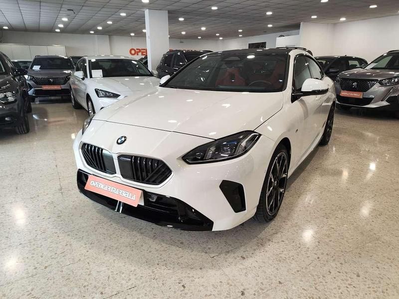 Usado BMW 220 Gran Coupé Sport Line 163 CV (119 kW) 2025 Blanco Coupe