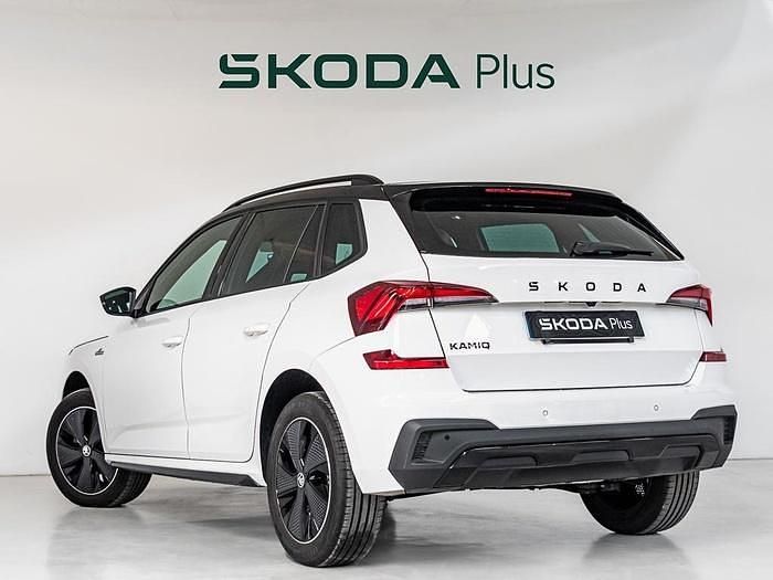 Usado Skoda Kamiq Monte Carlo 115 CV (84 kW) 2024 Blanco SUV