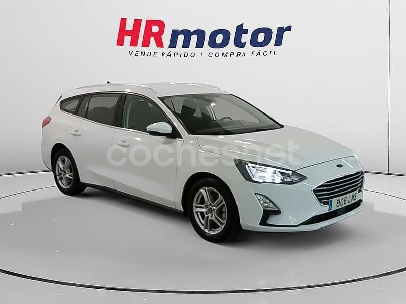 Blanco Usado 2021 Ford Focus Trend Berlina | 13.240 € (Precio justo) - Imagen 1/4