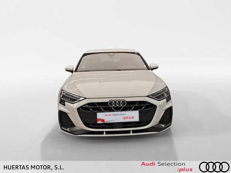 Usado Audi A3 S-Line 150 CV (110 kW) 2025 Blanco Berlina