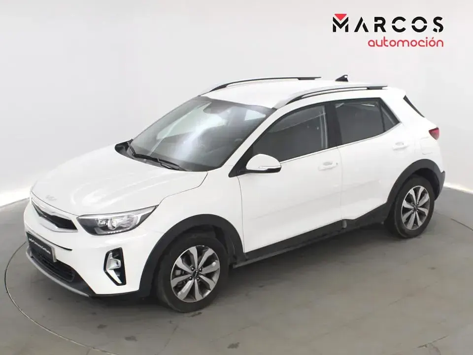 Usado Kia Stonic 100 CV (73 kW) 2025 SUV