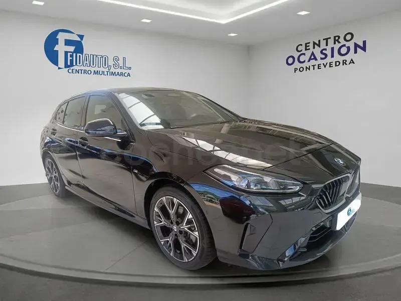 Usado BMW 120 163 CV (119 kW) 2025 Negro Utilitario