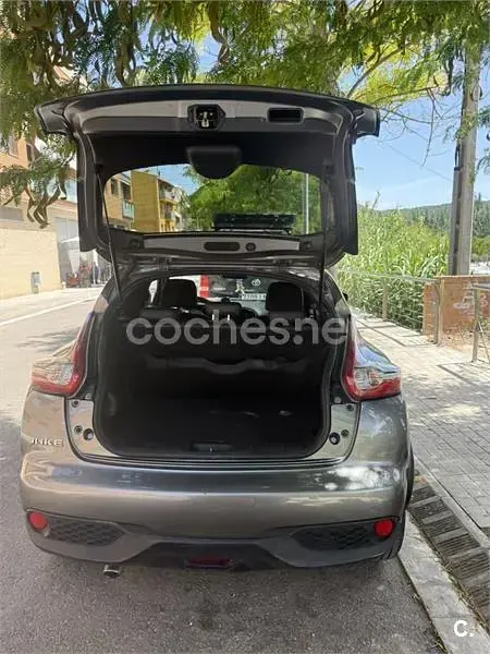 Usado Nissan Juke Acenta 110 CV (80 kW) 2018 Gris / plata SUV